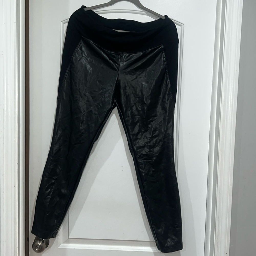 Leather like leggings